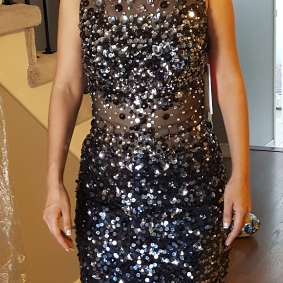 See through back Jovani dress. - Picture 4 of 6